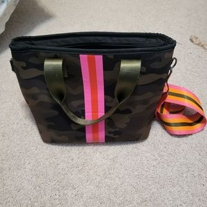 Haute shore tote